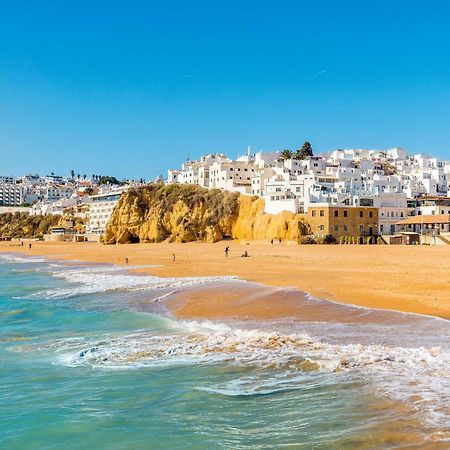Albufeira Summer Villa 2 With Pool By Homing Bagian luar foto