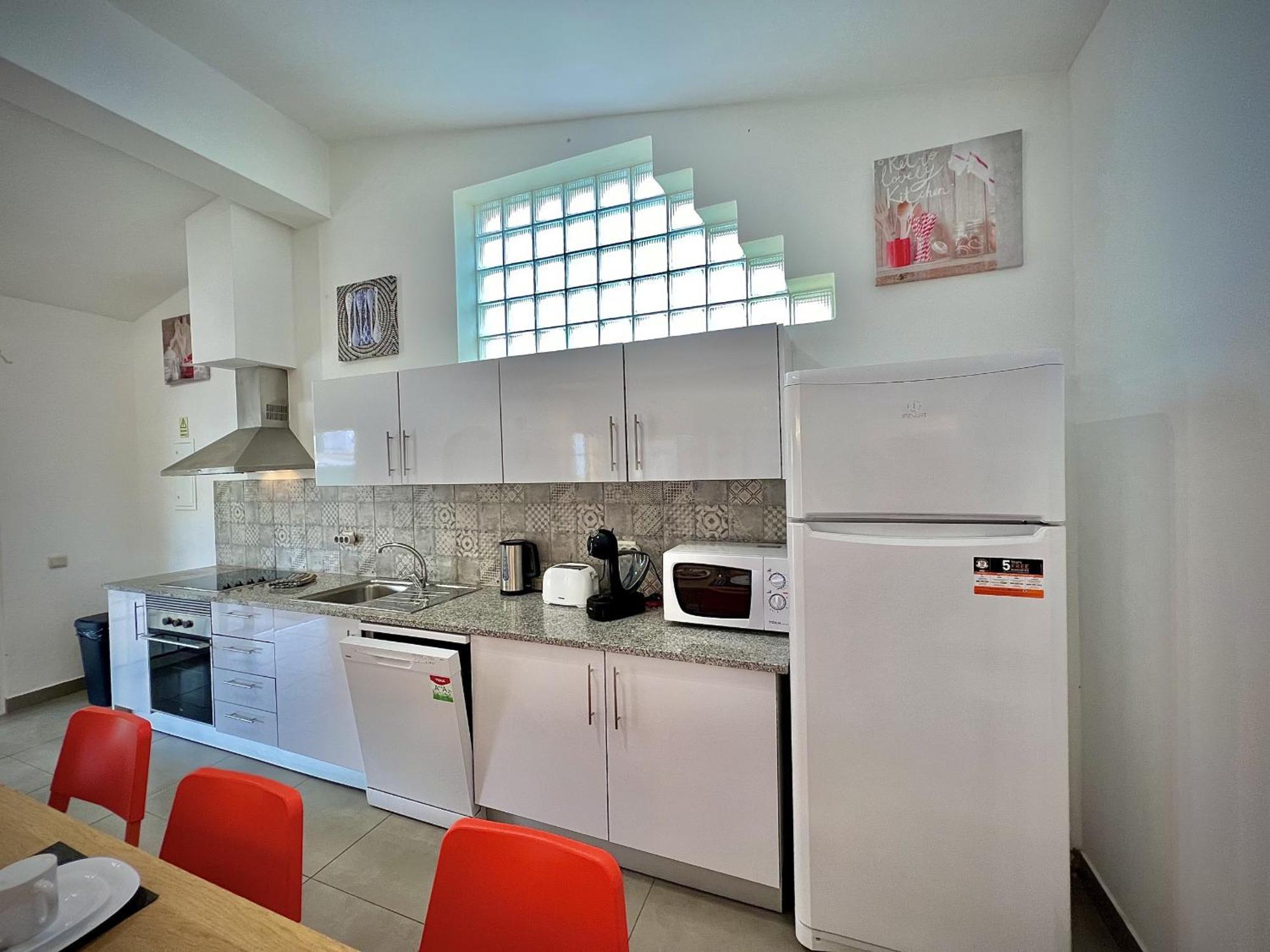 Albufeira Summer Villa 2 With Pool By Homing Bagian luar foto