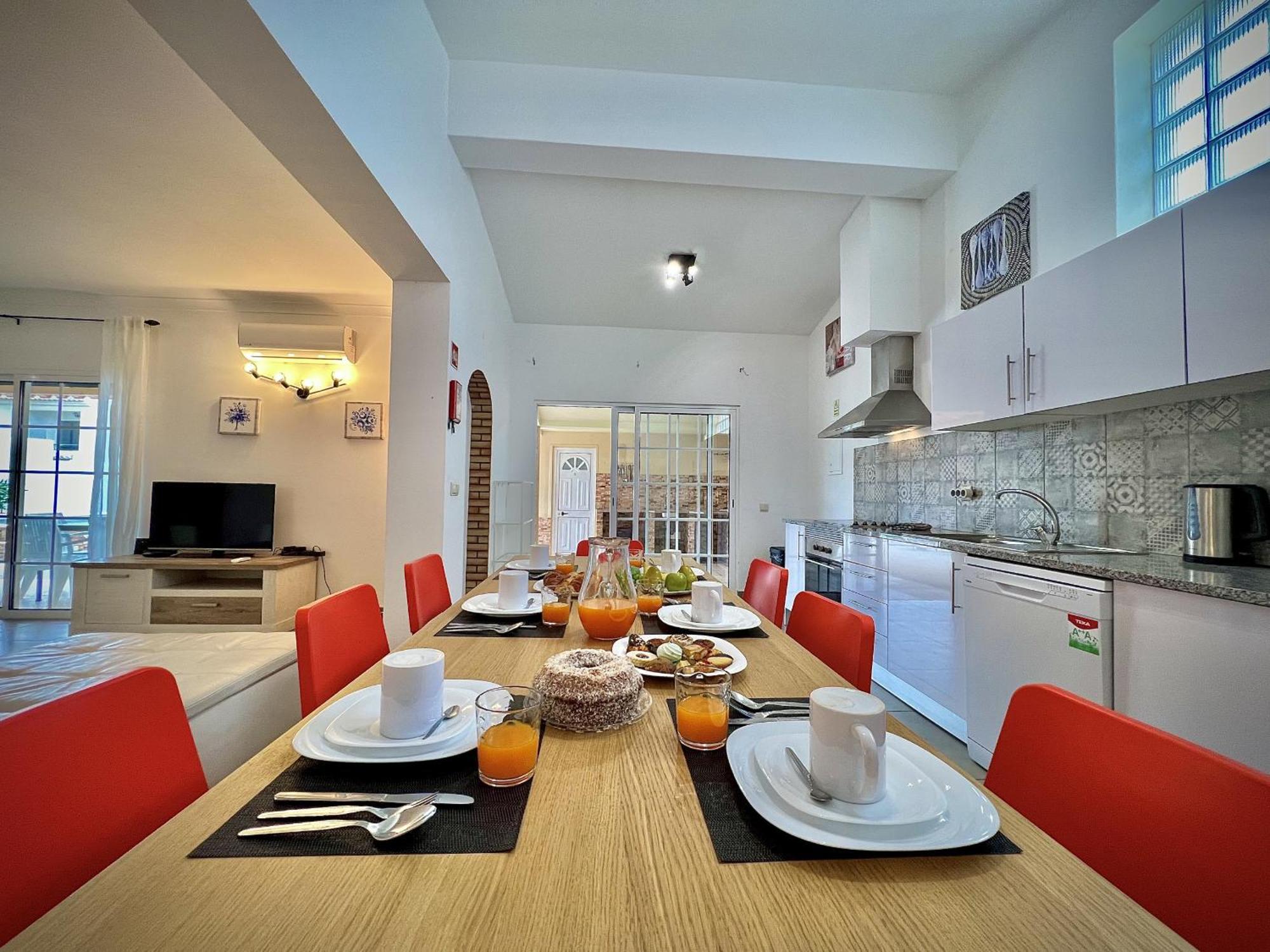 Albufeira Summer Villa 2 With Pool By Homing Bagian luar foto