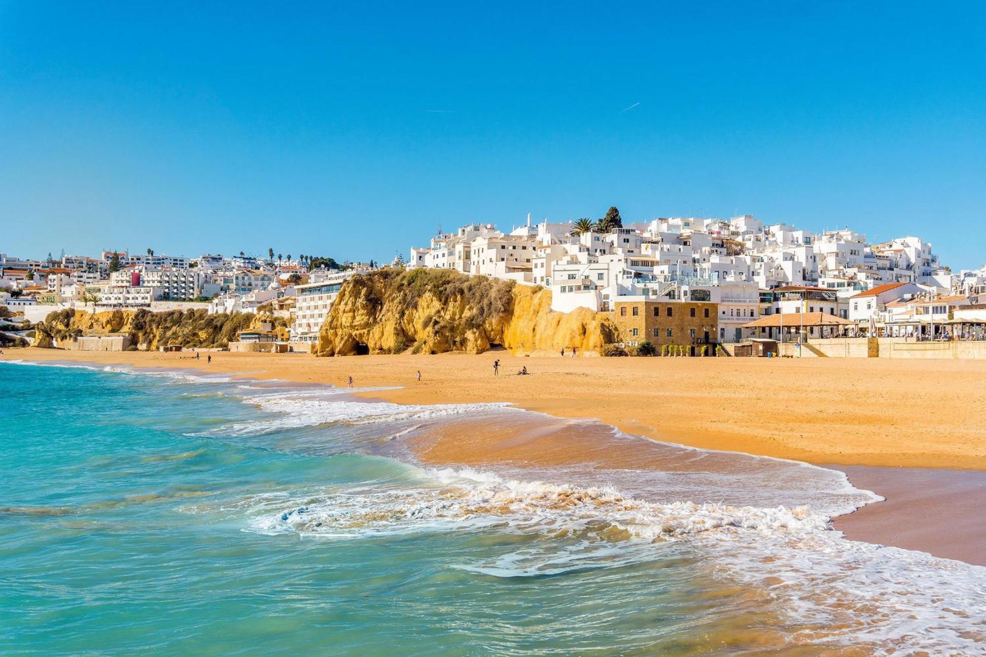 Albufeira Summer Villa 2 With Pool By Homing Bagian luar foto